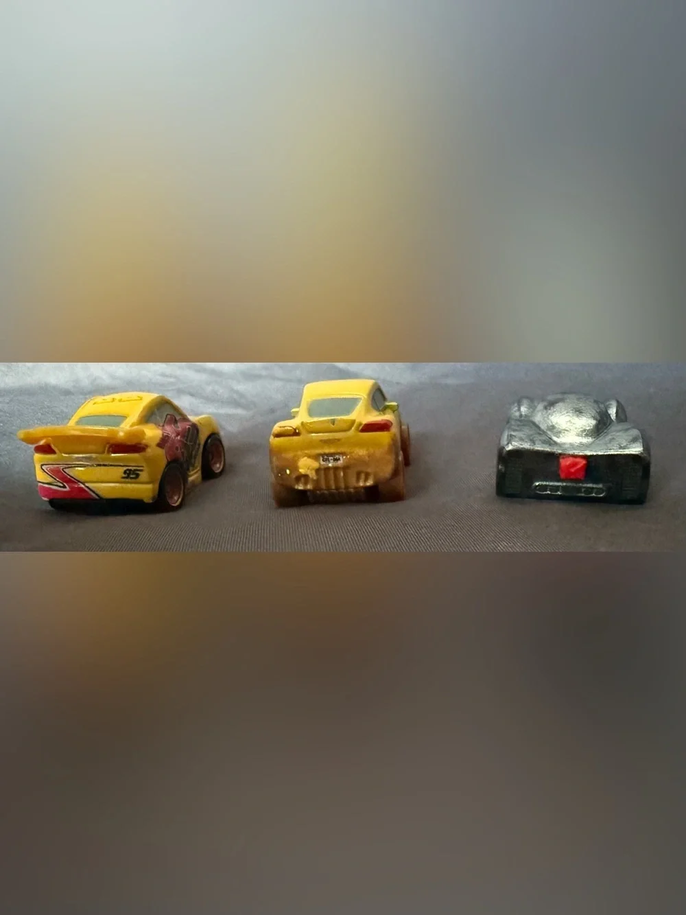 Disney Cars Mini Racers: Gold Rusteze McQueen, Cruz Ramirez, & Datz Jammin